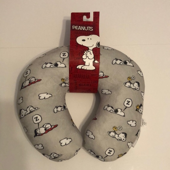 snoopy neck pillow
